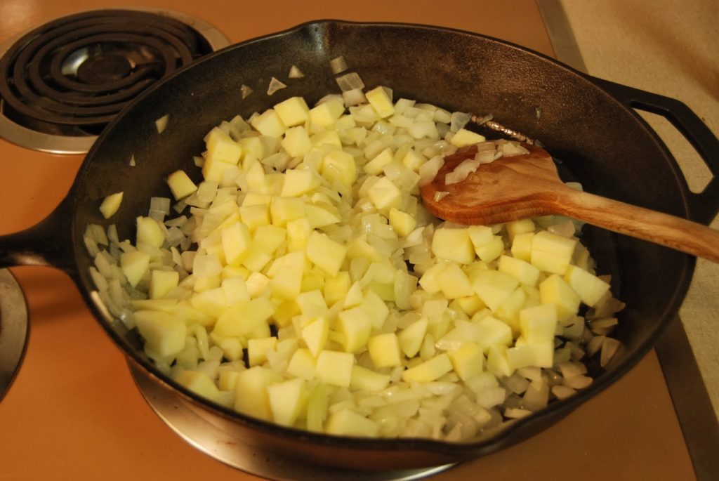 apple onion tarts