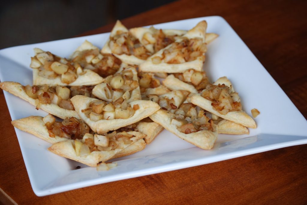 apple onion tarts